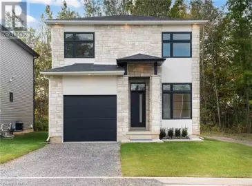 162 HODGKINS Avenue, Thorold, Ontario L2V1M1, 3 Bedrooms Bedrooms, ,3 BathroomsBathrooms,Single Family,For Sale,HODGKINS,40498582 162 HODGKINS Avenue, Thorold, Ontario L2V1M1, 3 Bedrooms Bedrooms, ,3 BathroomsBathrooms,Single Family,For Sale,HODGKINS,40498582