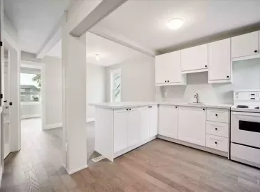 Hamilton, Ontario L8L6Z8, 1 Bedroom Bedrooms, ,1 BathroomBathrooms,Single Family,For Lease,H4176949