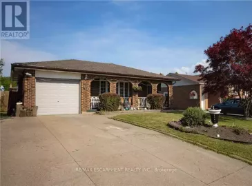 724 Clare, Welland, Ontario L3C3C1, 3 Bedrooms Bedrooms, ,2 BathroomsBathrooms,Single Family,For Sale,Clare,X7215150 724 Clare, Welland, Ontario L3C3C1, 3 Bedrooms Bedrooms, ,2 BathroomsBathrooms,Single Family,For Sale,Clare,X7215150
