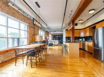 Hamilton, Ontario L8P4C8, 1 Bedroom Bedrooms, ,1 BathroomBathrooms,Single Family,For Lease,H4175599 Hamilton, Ontario L8P4C8, 1 Bedroom Bedrooms, ,1 BathroomBathrooms,Single Family,For Lease,H4175599