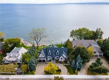 Burlington, ON L7N1A4, 4 Bedrooms Bedrooms, ,4 BathroomsBathrooms,Single Family,For Sale,H4176724