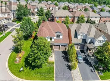 312 Admiral Drive, Oakville, Ontario L6L0C2, 4 Bedrooms Bedrooms, ,4 BathroomsBathrooms,Single Family,For Sale,Admiral,W7215776
