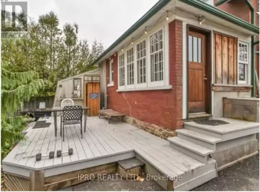 8 Rosewood, Mississauga, Ontario L5G3H9, 1 Bedroom Bedrooms, ,1 BathroomBathrooms,Single Family,For Lease,Rosewood,W7216092