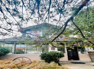 8 Rosewood, Mississauga, Ontario L5G3H9, 2 Bedrooms Bedrooms, ,1 BathroomBathrooms,Single Family,For Lease,Rosewood,W7216212 8 Rosewood, Mississauga, Ontario L5G3H9, 2 Bedrooms Bedrooms, ,1 BathroomBathrooms,Single Family,For Lease,Rosewood,W7216212