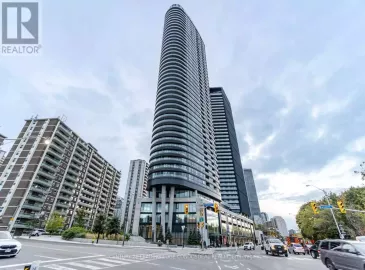 585 Bloor Street, Toronto, Ontario M4W0B3, 3 Bedrooms Bedrooms, ,2 BathroomsBathrooms,Single Family,For Sale,Bloor,C7218990