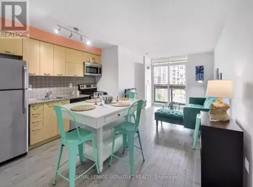 38 Joe Shuster Way, Toronto, Ontario M6K0A5, 2 Bedrooms Bedrooms, ,1 BathroomBathrooms,Single Family,For Sale,Joe Shuster,C7240316 38 Joe Shuster Way, Toronto, Ontario M6K0A5, 2 Bedrooms Bedrooms, ,1 BathroomBathrooms,Single Family,For Sale,Joe Shuster,C7240316
