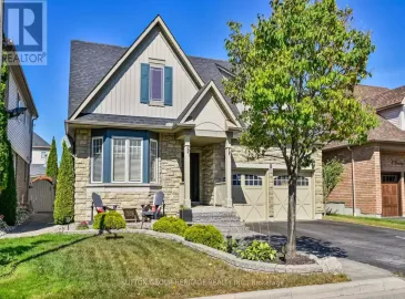 8 Claridge Crescent, Whitby, Ontario L1R3E2, 5 Bedrooms Bedrooms, ,3 BathroomsBathrooms,Single Family,For Sale,Claridge,E7240448 8 Claridge Crescent, Whitby, Ontario L1R3E2, 5 Bedrooms Bedrooms, ,3 BathroomsBathrooms,Single Family,For Sale,Claridge,E7240448