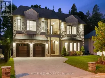 18 Viamede Crescent, Toronto, ON M2K2A8, 6 Bedrooms Bedrooms, ,7 BathroomsBathrooms,Single Family,For Sale,Viamede,C7240670