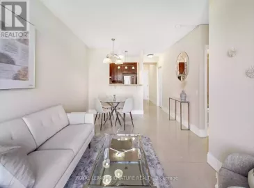 710 Humberwood Boulevard, Toronto, Ontario M9W7J5, 2 Bedrooms Bedrooms, ,2 BathroomsBathrooms,Single Family,For Sale,Humberwood,W7242052