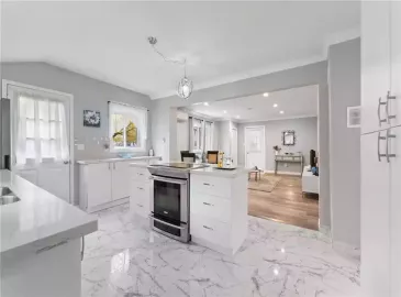 St. Catharines, Ontario L2S2L7, 3 Bedrooms Bedrooms, ,1 BathroomBathrooms,Single Family,For Sale,H4178850 St. Catharines, Ontario L2S2L7, 3 Bedrooms Bedrooms, ,1 BathroomBathrooms,Single Family,For Sale,H4178850