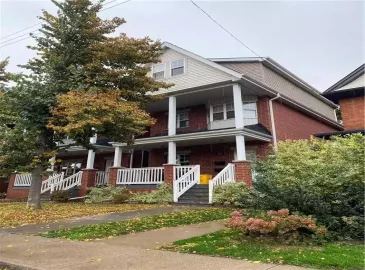 Hamilton, Ontario L8M3B9, ,Single Family,For Sale,H4179002 Hamilton, Ontario L8M3B9, ,Single Family,For Sale,H4179002