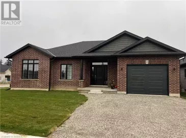 2 VANROOY Trail, Waterford, Ontario N0E1Y0, 3 Bedrooms Bedrooms, ,2 BathroomsBathrooms,Single Family,For Lease,VANROOY,40508363