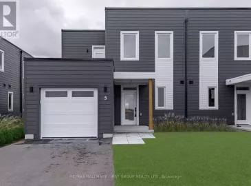 19 West Street, Kawartha Lakes, ON K0M1N0, 3 Bedrooms Bedrooms, ,2 BathroomsBathrooms,Single Family,For Lease,West,X7267824
