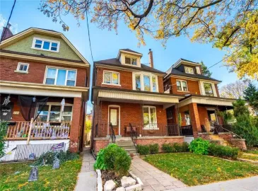 Hamilton, Ontario L8M1X7, 3 Bedrooms Bedrooms, ,2 BathroomsBathrooms,Single Family,For Sale,H4179065