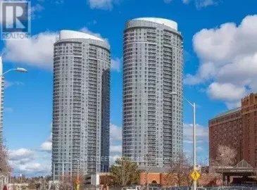 135 Village Green Square, Toronto, Ontario M1S0G4, 2 Bedrooms Bedrooms, ,2 BathroomsBathrooms,Single Family,For Lease,Village Green,E7268958