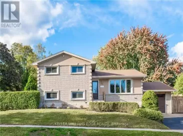2135 Cobblestone Drive, Burlington, ON L7P3K2, 4 Bedrooms Bedrooms, ,3 BathroomsBathrooms,Single Family,For Sale,Cobblestone,W7269258