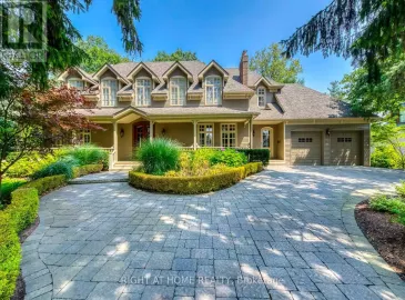133 Gloucester, Oakville, Ontario L6J3W3, 5 Bedrooms Bedrooms, ,7 BathroomsBathrooms,Single Family,For Sale,Gloucester,W7269652