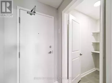 780 Eglinton, Toronto, Ontario M5N2N6, 3 Bedrooms Bedrooms, ,2 BathroomsBathrooms,Single Family,For Lease,Eglinton,C7269910