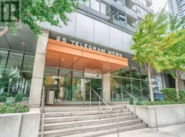 25 Telegram Mews, Toronto, Ontario M5V3Z1, 2 Bedrooms Bedrooms, ,1 BathroomBathrooms,Single Family,For Sale,Telegram,C7269824