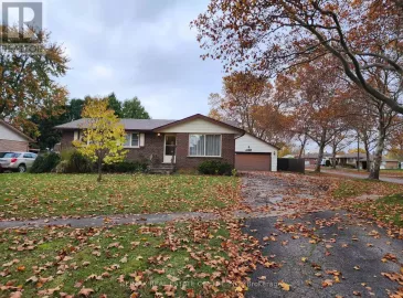 5811 Sunnylea Crescent, Niagara Falls, Ontario L2G2S1, 5 Bedrooms Bedrooms, ,2 BathroomsBathrooms,Single Family,For Lease,Sunnylea,X7269902 5811 Sunnylea Crescent, Niagara Falls, Ontario L2G2S1, 5 Bedrooms Bedrooms, ,2 BathroomsBathrooms,Single Family,For Lease,Sunnylea,X7269902