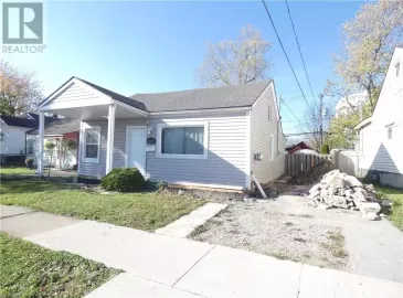 154 ROOSEVELT Avenue, Welland, Ontario L3B2G7, ,Single Family,For Sale,ROOSEVELT,40508292
