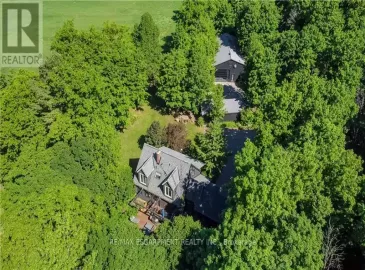 5610 Cedar Springs Road, Burlington, ON L7P0B9, 2 Bedrooms Bedrooms, ,2 BathroomsBathrooms,Single Family,For Sale,Cedar Springs,W6769298