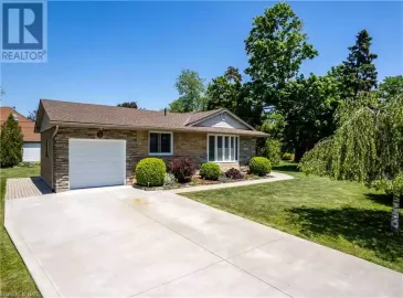 5 FAIRFIELD Drive, Hagersville, Ontario N0A1H0, 5 Bedrooms Bedrooms, ,3 BathroomsBathrooms,Single Family,For Sale,FAIRFIELD,40477586 5 FAIRFIELD Drive, Hagersville, Ontario N0A1H0, 5 Bedrooms Bedrooms, ,3 BathroomsBathrooms,Single Family,For Sale,FAIRFIELD,40477586