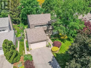 1681 Medallion Court, Mississauga, Ontario L5J4E9, 5 Bedrooms Bedrooms, ,3 BathroomsBathrooms,Single Family,For Sale,Medallion,W6817068 1681 Medallion Court, Mississauga, Ontario L5J4E9, 5 Bedrooms Bedrooms, ,3 BathroomsBathrooms,Single Family,For Sale,Medallion,W6817068