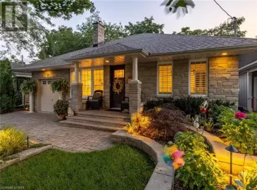 72 HILLCREST Avenue, St. Catharines, Ontario L2R4Y1, 4 Bedrooms Bedrooms, ,2 BathroomsBathrooms,Single Family,For Sale,HILLCREST,40483699 72 HILLCREST Avenue, St. Catharines, Ontario L2R4Y1, 4 Bedrooms Bedrooms, ,2 BathroomsBathrooms,Single Family,For Sale,HILLCREST,40483699