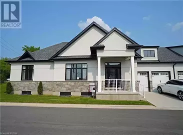 7472 MOUNTAIN Road, Niagara Falls, ON L2J0B8, 2 Bedrooms Bedrooms, ,2 BathroomsBathrooms,Single Family,For Sale,MOUNTAIN,40483358 7472 MOUNTAIN Road, Niagara Falls, ON L2J0B8, 2 Bedrooms Bedrooms, ,2 BathroomsBathrooms,Single Family,For Sale,MOUNTAIN,40483358