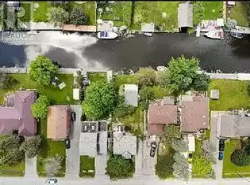 708 Lake Drive, Georgina, ON L4P1V1, 2 Bedrooms Bedrooms, ,1 BathroomBathrooms,Single Family,For Sale,Lake,N7027548 708 Lake Drive, Georgina, ON L4P1V1, 2 Bedrooms Bedrooms, ,1 BathroomBathrooms,Single Family,For Sale,Lake,N7027548