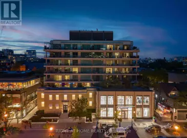 100 Yorkville, Toronto, Ontario M5R2C3, 3 Bedrooms Bedrooms, ,3 BathroomsBathrooms,Single Family,For Sale,Yorkville,C7040824