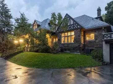 Hamilton, Ontario L8P3T9, 4 Bedrooms Bedrooms, ,5 BathroomsBathrooms,Single Family,For Sale,H4175684