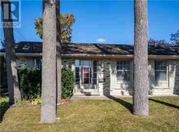 3 GEORGE Street, Harriston, ON N0G1Z0, 5 Bedrooms Bedrooms, ,3 BathroomsBathrooms,Single Family,For Sale,GEORGE,40486060