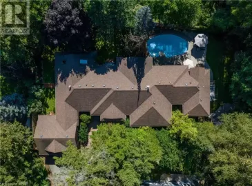 39 MCDOUGALL Road, Waterloo, Ontario N2L2W4, 4 Bedrooms Bedrooms, ,3 BathroomsBathrooms,Single Family,For Sale,MCDOUGALL,40494935
