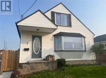 5 GRAPEVIEW Drive, St. Catharines, Ontario L2S2W4, 4 Bedrooms Bedrooms, ,2 BathroomsBathrooms,Single Family,For Sale,GRAPEVIEW,40492179