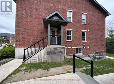244 Penetanguishene Road, Barrie, ON L4M7C2, 4 Bedrooms Bedrooms, ,4 BathroomsBathrooms,Single Family,For Sale,Penetanguishene,S7055218 244 Penetanguishene Road, Barrie, ON L4M7C2, 4 Bedrooms Bedrooms, ,4 BathroomsBathrooms,Single Family,For Sale,Penetanguishene,S7055218