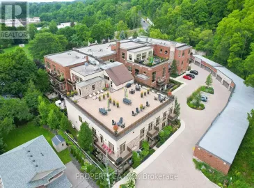 397 King Street, Hamilton, ON L9H1W9, 2 Bedrooms Bedrooms, ,2 BathroomsBathrooms,Single Family,For Sale,King,X7055160 397 King Street, Hamilton, ON L9H1W9, 2 Bedrooms Bedrooms, ,2 BathroomsBathrooms,Single Family,For Sale,King,X7055160