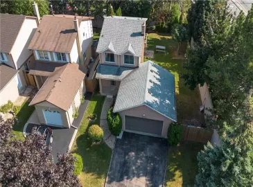 Burlington, Ontario L7M3A4, 3 Bedrooms Bedrooms, ,3 BathroomsBathrooms,Single Family,For Sale,H4176147