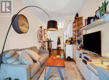 352 Front Street, Toronto, Ontario M5V0K3, 1 Bedroom Bedrooms, ,1 BathroomBathrooms,Single Family,For Sale,Front,C7055842 352 Front Street, Toronto, Ontario M5V0K3, 1 Bedroom Bedrooms, ,1 BathroomBathrooms,Single Family,For Sale,Front,C7055842
