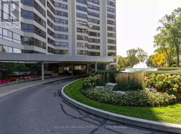 1300 Bloor Street, Mississauga, Ontario L4Y3Z2, 2 Bedrooms Bedrooms, ,1 BathroomBathrooms,Single Family,For Sale,Bloor,W7056946 1300 Bloor Street, Mississauga, Ontario L4Y3Z2, 2 Bedrooms Bedrooms, ,1 BathroomBathrooms,Single Family,For Sale,Bloor,W7056946