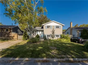 Burlington, Ontario L7P1Y1, 5 Bedrooms Bedrooms, ,2 BathroomsBathrooms,Single Family,For Sale,H4176205