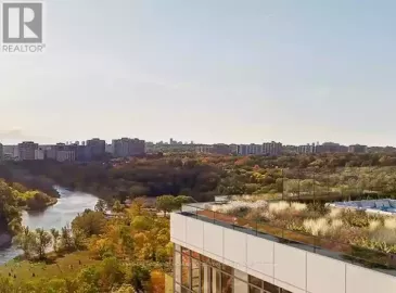 10 Wilby Crescent, Toronto, Ontario M9N1E5, 2 Bedrooms Bedrooms, ,2 BathroomsBathrooms,Single Family,For Lease,Wilby,W7201310