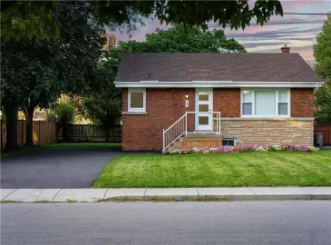 Hamilton, Ontario L8T1X7, ,Multi-family,For Sale,H4176684 Hamilton, Ontario L8T1X7, ,Multi-family,For Sale,H4176684