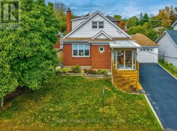 12 Royal Road, Aurora, ON L4G1A8, 4 Bedrooms Bedrooms, ,3 BathroomsBathrooms,Single Family,For Sale,Royal,N7210310