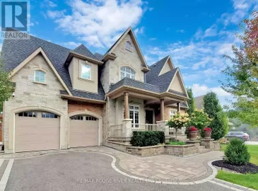 97 Queen Street, Whitby, Ontario L1M1C4, 4 Bedrooms Bedrooms, ,5 BathroomsBathrooms,Single Family,For Sale,Queen,E7214790