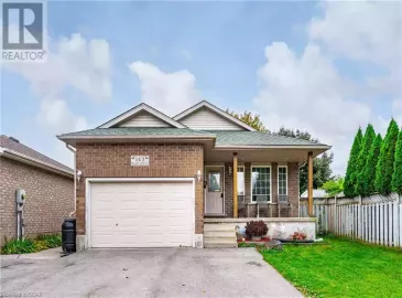 143 BELLAMY Crescent, Fergus, Ontario N1M3S7, 5 Bedrooms Bedrooms, ,3 BathroomsBathrooms,Single Family,For Sale,BELLAMY,40495667 143 BELLAMY Crescent, Fergus, Ontario N1M3S7, 5 Bedrooms Bedrooms, ,3 BathroomsBathrooms,Single Family,For Sale,BELLAMY,40495667