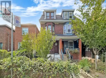 18 Curzon Street, Toronto, ON M4M3B4, 4 Bedrooms Bedrooms, ,1 BathroomBathrooms,Single Family,For Lease,Curzon,E7218460
