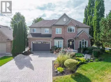 76 KUNDA PARK BOULEVARD Boulevard, Fonthill, ON L0S1E7, 4 Bedrooms Bedrooms, ,4 BathroomsBathrooms,Single Family,For Sale,KUNDA PARK BOULEVARD,40497030