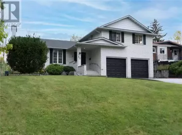 62 BERTIE Street, Fort Erie, Ontario L2A1X9, 4 Bedrooms Bedrooms, ,4 BathroomsBathrooms,Single Family,For Sale,BERTIE,40498171